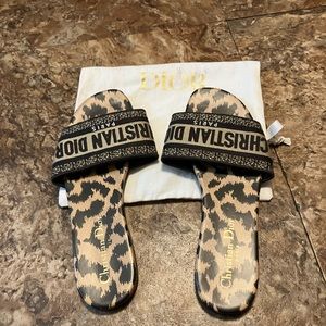 Women’s dior slides